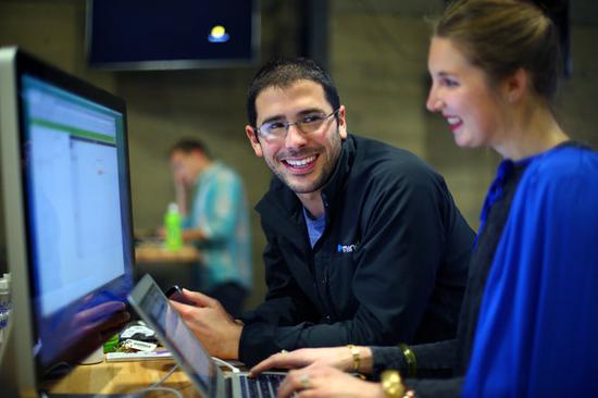 互聯(lián)網(wǎng)新觸角：硅谷科技教育公司推進行業(yè)變革