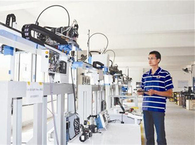 連碩科技成立機(jī)器人職教中心，欲填補(bǔ)機(jī)器人職教缺口